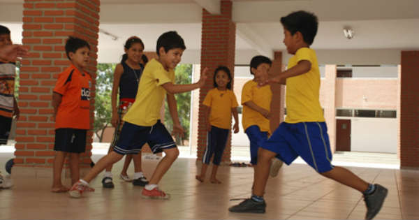 Escolares dedicados al ejercicio y al deporte, obtienen mejor rendimiento académico