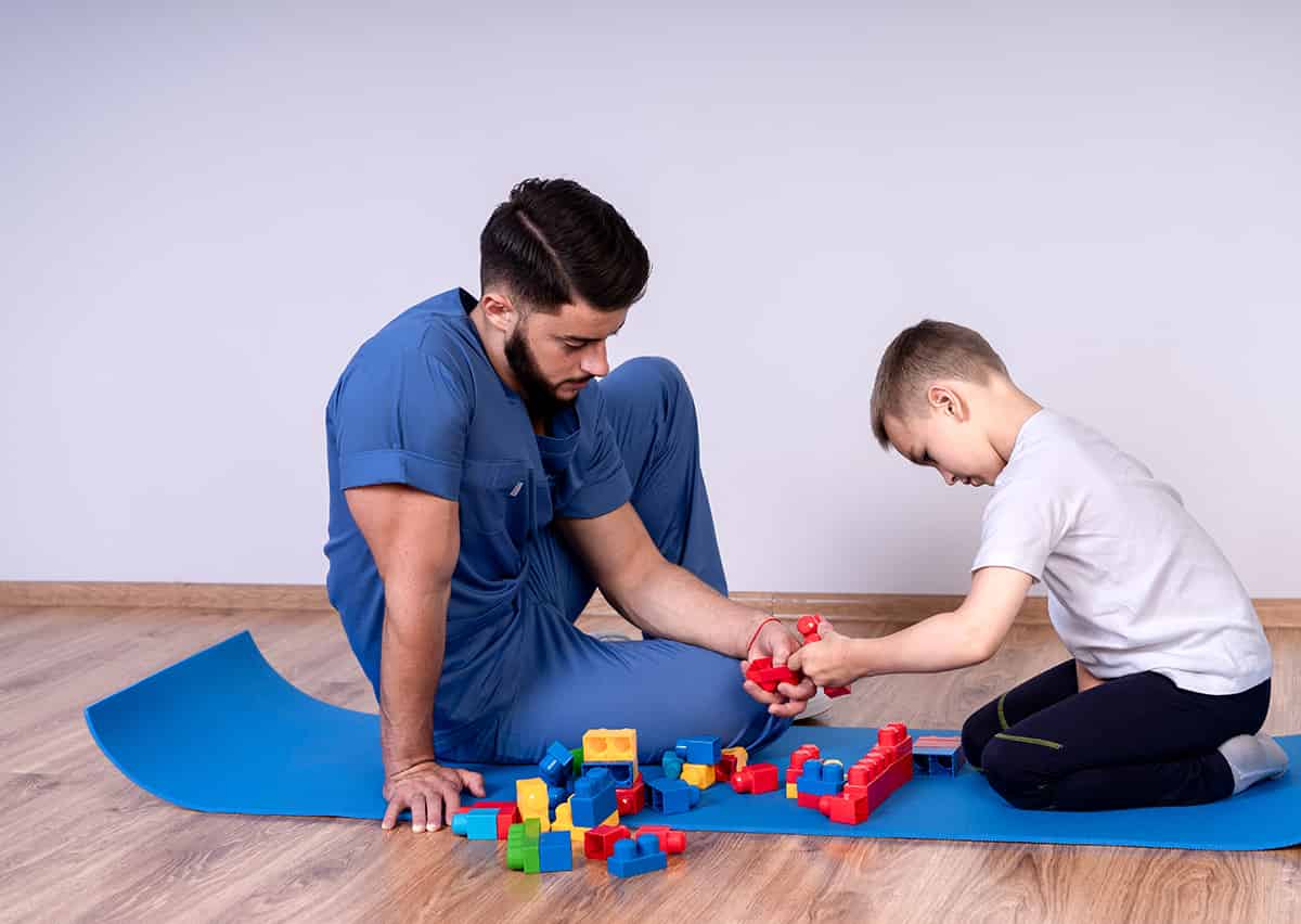 Terapia Ocupacional Infantil: Una Mano Amiga en el Desarrollo de los Niños