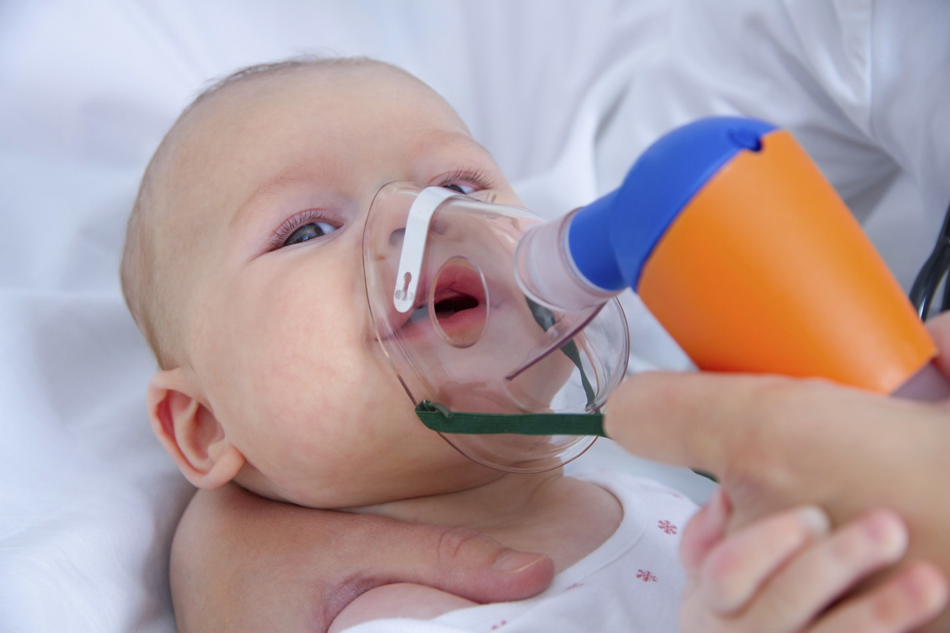 Bronquiolitis en lactantes: síntomas y cuándo hospitalizar