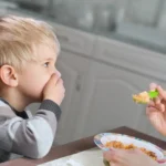 Niños que no quieren comer: qué es normal y cuándo consultar
